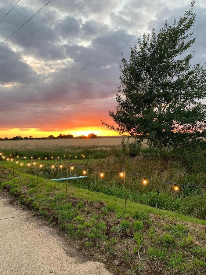 קאמברידג' Fenland Retreats At Willow Grange Farm מראה חיצוני תמונה